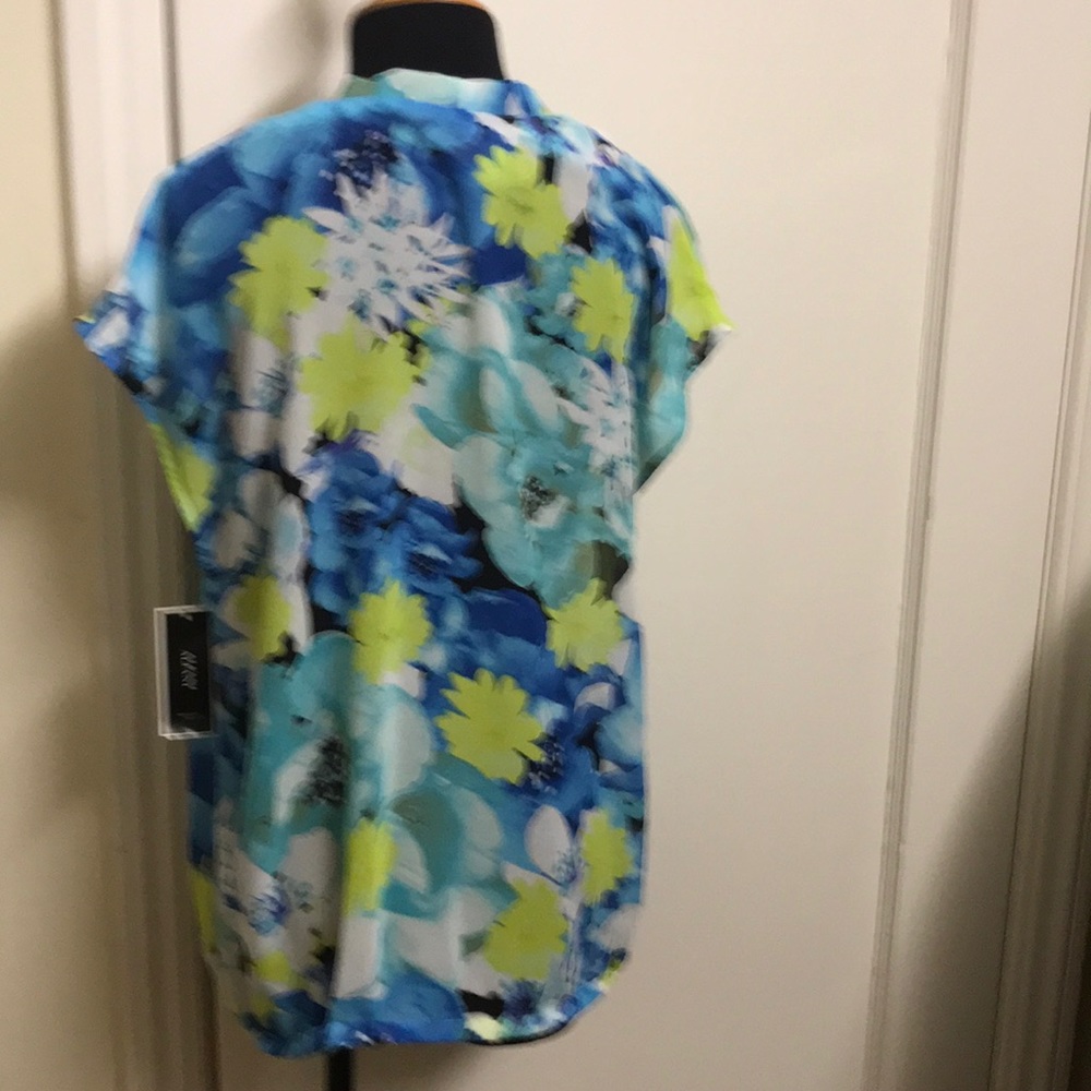 top - Picture 2 of 4